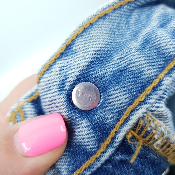 Levi's 501 xx 30x32 Straight Leg Button Fly Light Wash Jeans Made in Haiti 2008 - Picture 11 of 12